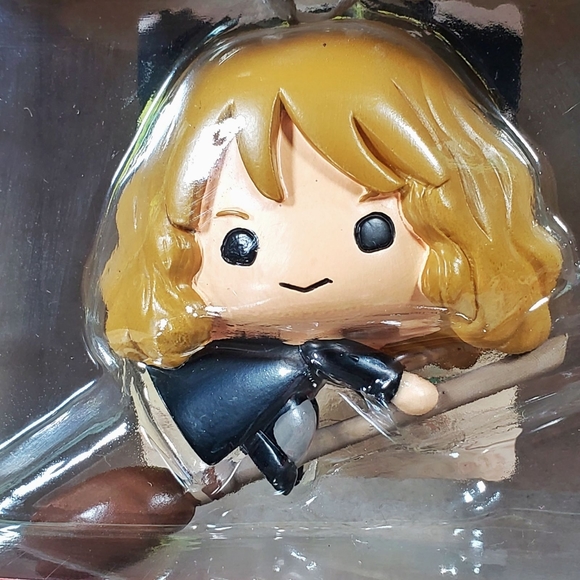 Hallmark Wizarding World Harry Potter Hermione Granger Christmas Tree Ornament - Picture 8 of 8